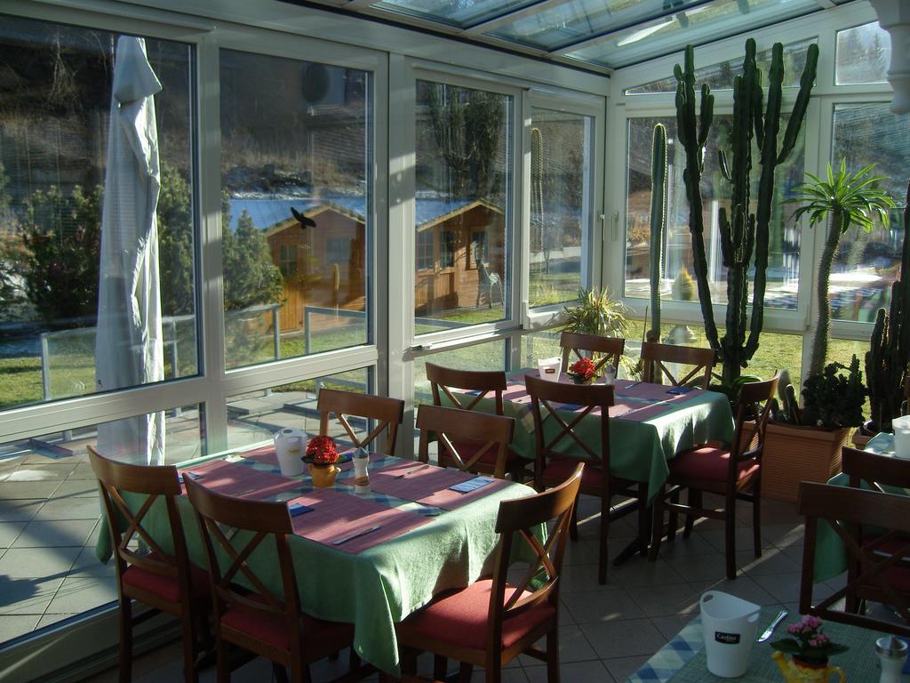 Vista Resort Hostel Zweisimmen Exterior photo